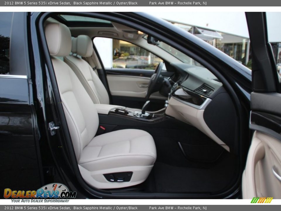 2012 BMW 5 Series 535i xDrive Sedan Black Sapphire Metallic / Oyster/Black Photo #29