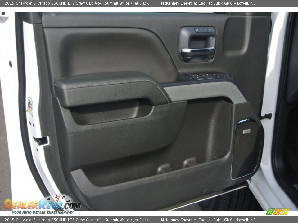 2015 Chevrolet Silverado 2500HD LTZ Crew Cab 4x4 Summit White / Jet Black Photo #10