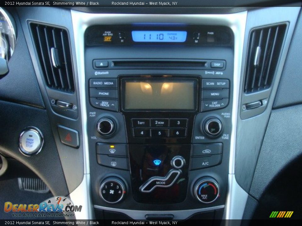 2012 Hyundai Sonata SE Shimmering White / Black Photo #17