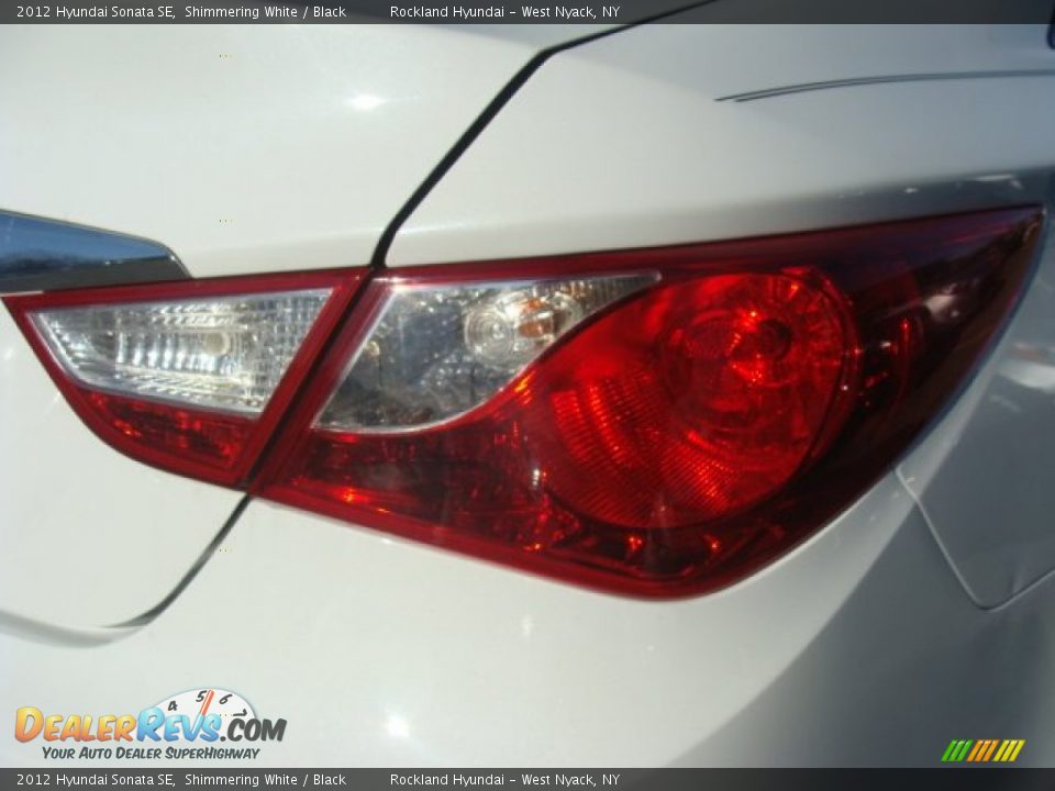 2012 Hyundai Sonata SE Shimmering White / Black Photo #22