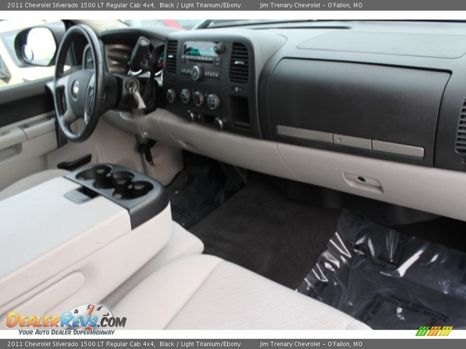 2011 Chevrolet Silverado 1500 LT Regular Cab 4x4 Black / Light Titanium/Ebony Photo #10