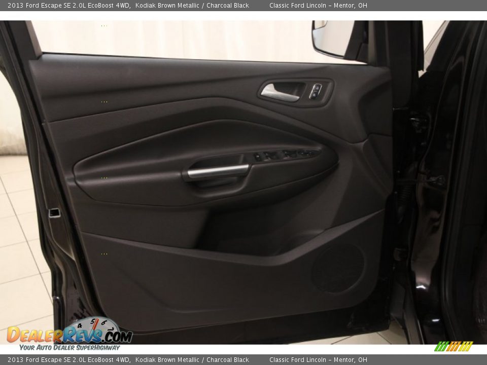 2013 Ford Escape SE 2.0L EcoBoost 4WD Kodiak Brown Metallic / Charcoal Black Photo #4