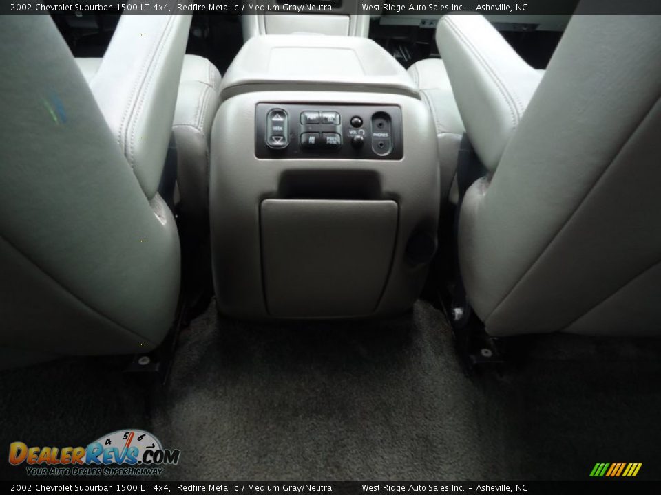 2002 Chevrolet Suburban 1500 LT 4x4 Redfire Metallic / Medium Gray/Neutral Photo #19