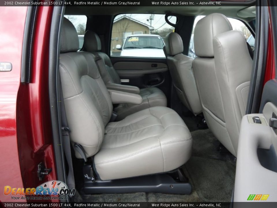 2002 Chevrolet Suburban 1500 LT 4x4 Redfire Metallic / Medium Gray/Neutral Photo #24