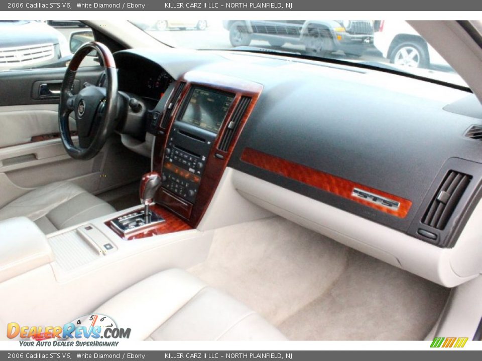 2006 Cadillac STS V6 White Diamond / Ebony Photo #25
