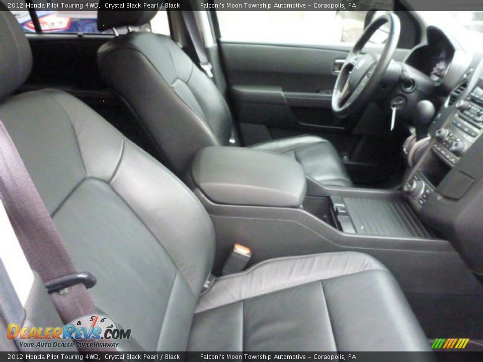 2012 Honda Pilot Touring 4WD Crystal Black Pearl / Black Photo #4