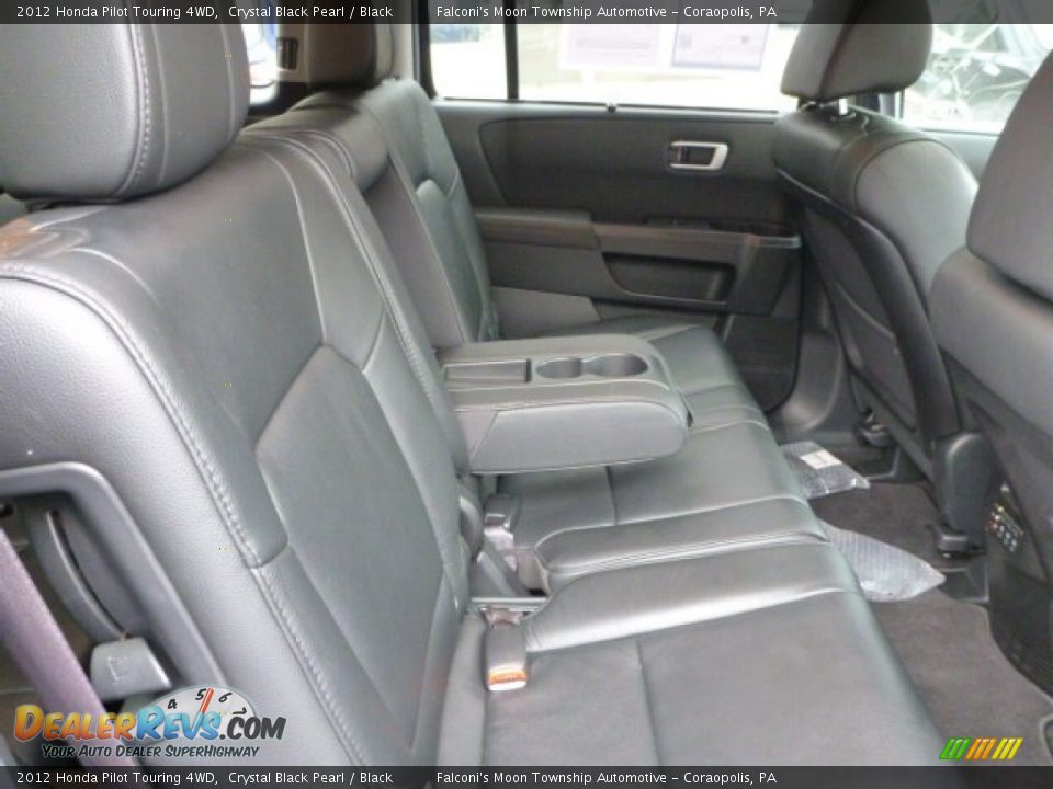 2012 Honda Pilot Touring 4WD Crystal Black Pearl / Black Photo #5
