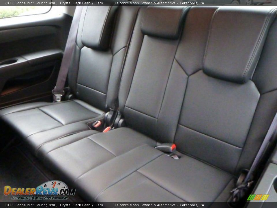 2012 Honda Pilot Touring 4WD Crystal Black Pearl / Black Photo #15