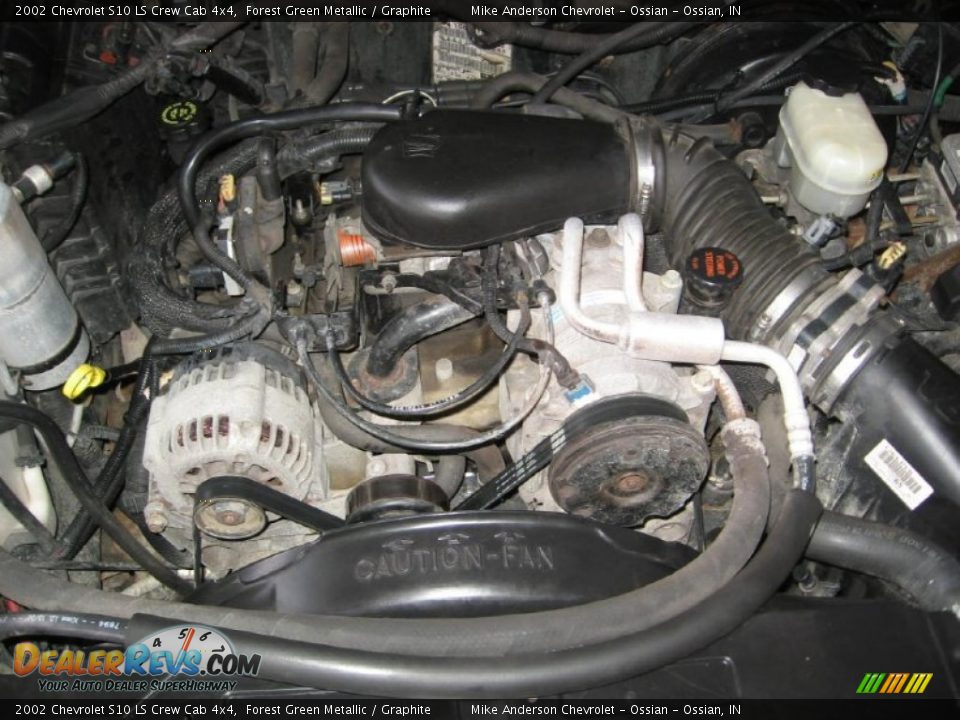2002 Chevrolet S10 LS Crew Cab 4x4 Forest Green Metallic / Graphite Photo #21