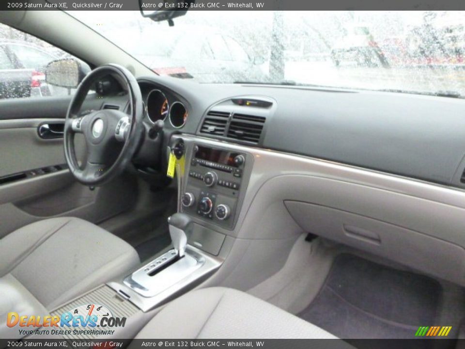 2009 Saturn Aura XE Quicksilver / Gray Photo #10