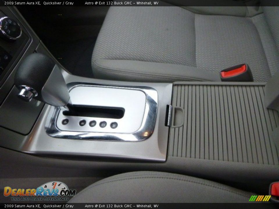 2009 Saturn Aura XE Quicksilver / Gray Photo #17