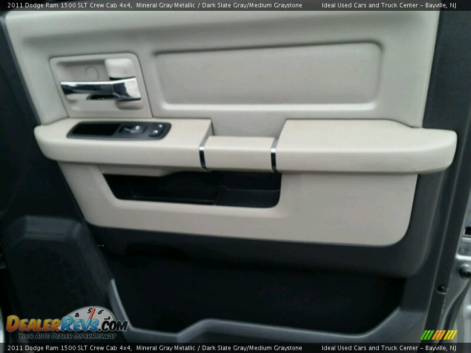 2011 Dodge Ram 1500 SLT Crew Cab 4x4 Mineral Gray Metallic / Dark Slate Gray/Medium Graystone Photo #9