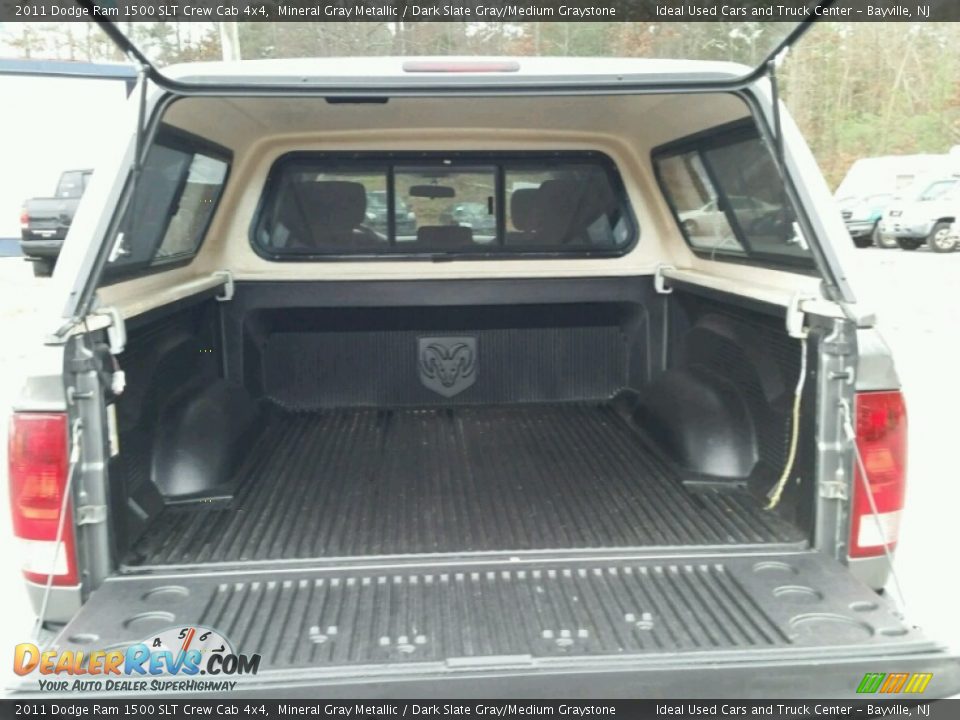 2011 Dodge Ram 1500 SLT Crew Cab 4x4 Mineral Gray Metallic / Dark Slate Gray/Medium Graystone Photo #17