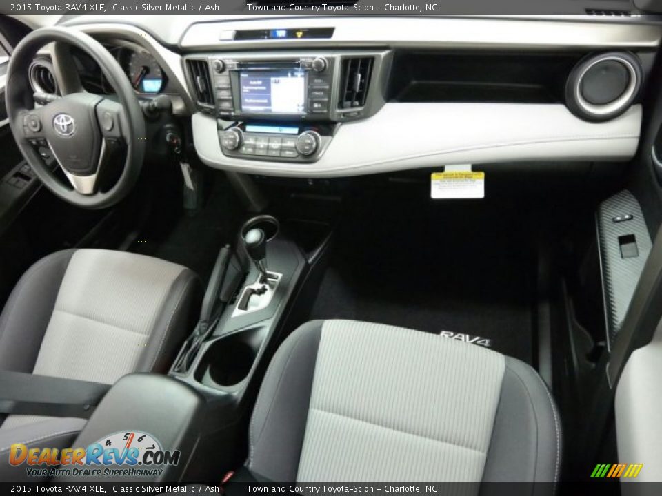 2015 Toyota RAV4 XLE Classic Silver Metallic / Ash Photo #12
