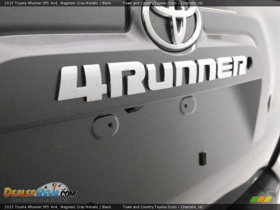 2015 Toyota 4Runner SR5 4x4 Magnetic Gray Metallic / Black Photo #18