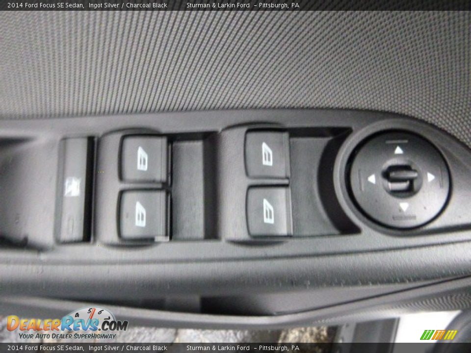 2014 Ford Focus SE Sedan Ingot Silver / Charcoal Black Photo #11