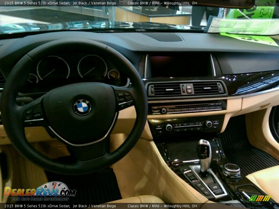 2015 BMW 5 Series 528i xDrive Sedan Jet Black / Venetian Beige Photo #13