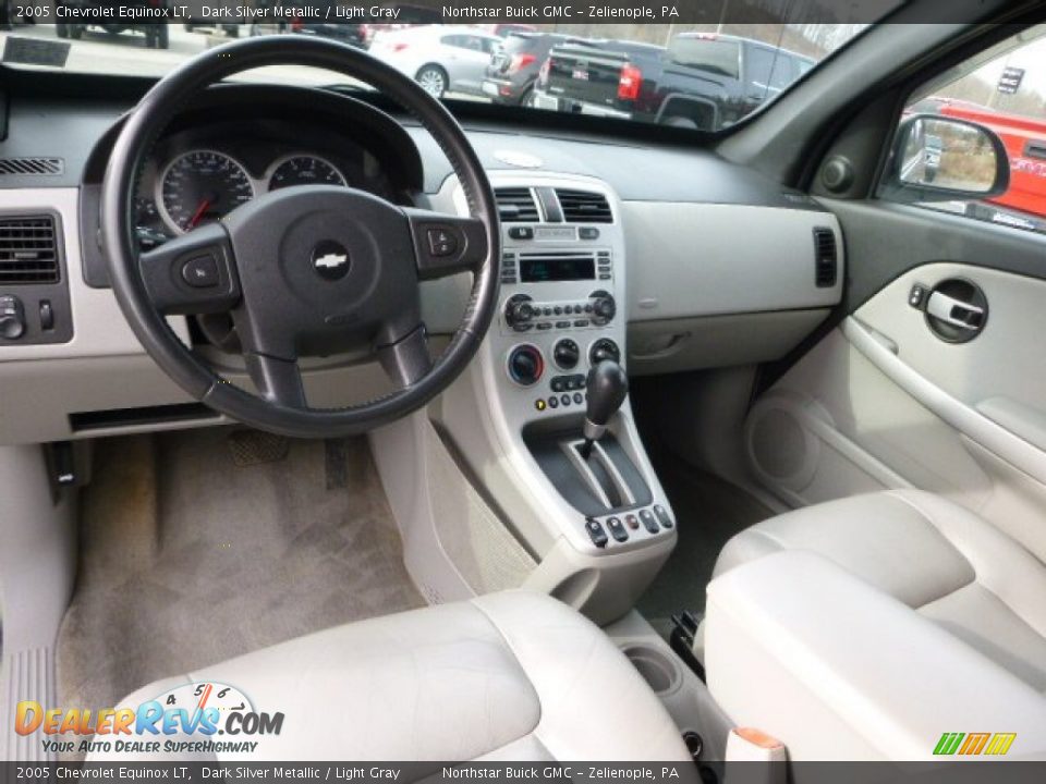 Light Gray Interior - 2005 Chevrolet Equinox LT Photo #10