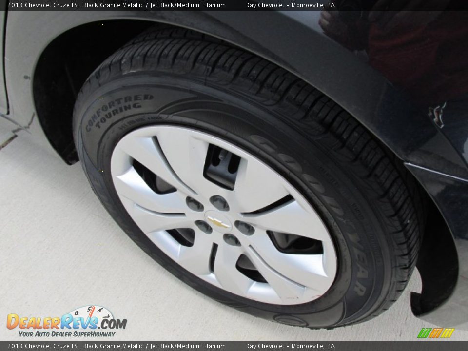2013 Chevrolet Cruze LS Black Granite Metallic / Jet Black/Medium Titanium Photo #7