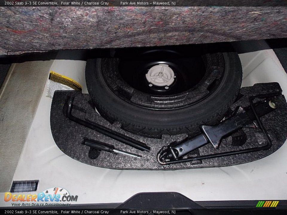 2002 Saab 9-3 SE Convertible Polar White / Charcoal Gray Photo #25