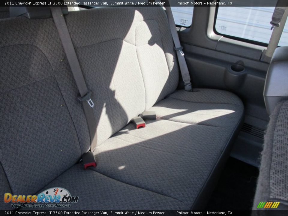 2011 Chevrolet Express LT 3500 Extended Passenger Van Summit White / Medium Pewter Photo #33