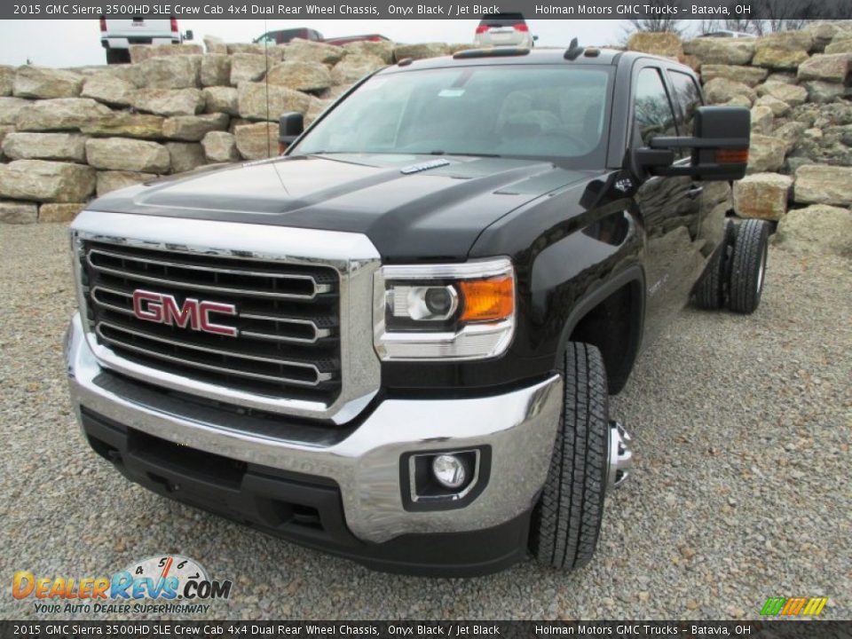 2015 GMC Sierra 3500HD SLE Crew Cab 4x4 Dual Rear Wheel Chassis Onyx Black / Jet Black Photo #2