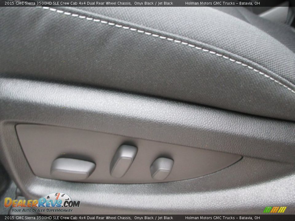 2015 GMC Sierra 3500HD SLE Crew Cab 4x4 Dual Rear Wheel Chassis Onyx Black / Jet Black Photo #10