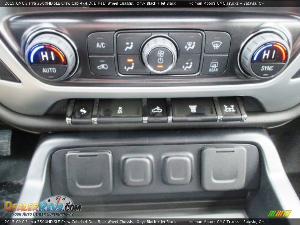 Controls of 2015 GMC Sierra 3500HD SLE Crew Cab 4x4 Dual Rear Wheel Chassis Photo #18