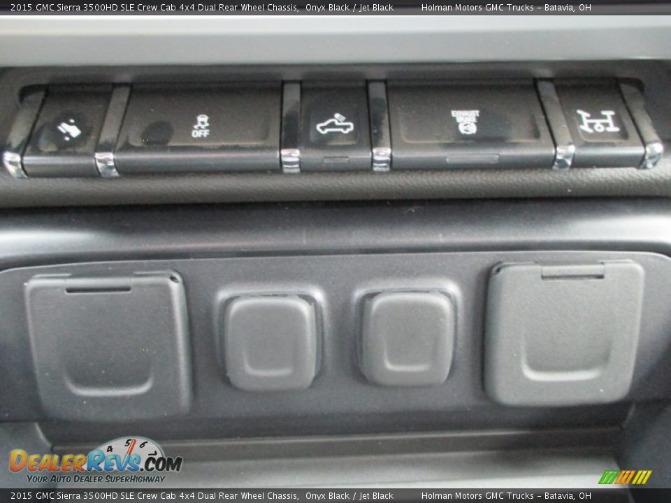 2015 GMC Sierra 3500HD SLE Crew Cab 4x4 Dual Rear Wheel Chassis Onyx Black / Jet Black Photo #19