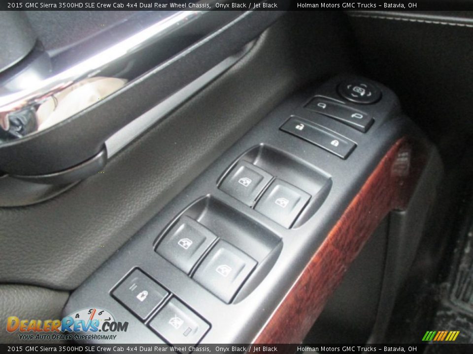 2015 GMC Sierra 3500HD SLE Crew Cab 4x4 Dual Rear Wheel Chassis Onyx Black / Jet Black Photo #26