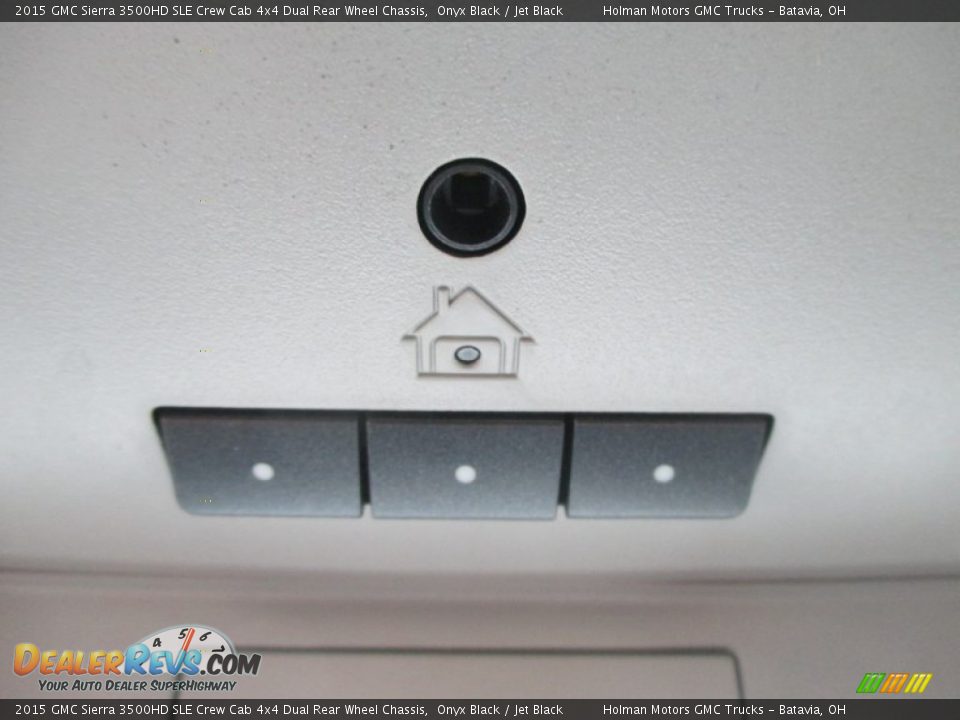 2015 GMC Sierra 3500HD SLE Crew Cab 4x4 Dual Rear Wheel Chassis Onyx Black / Jet Black Photo #29