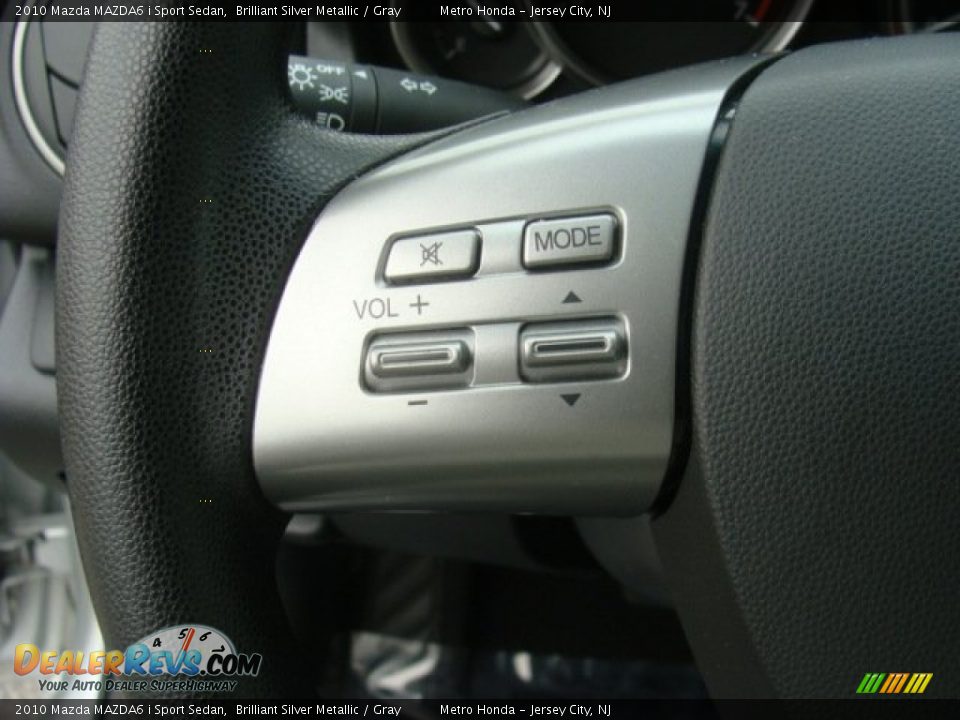 2010 Mazda MAZDA6 i Sport Sedan Brilliant Silver Metallic / Gray Photo #15