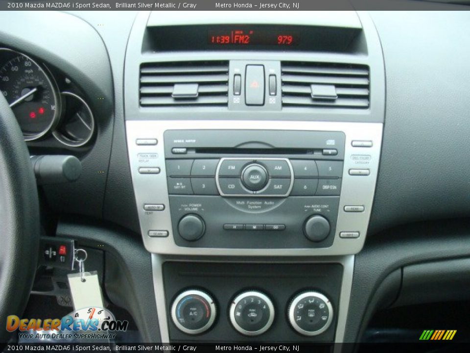 2010 Mazda MAZDA6 i Sport Sedan Brilliant Silver Metallic / Gray Photo #18