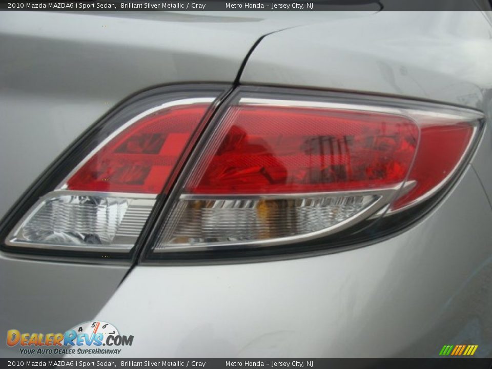 2010 Mazda MAZDA6 i Sport Sedan Brilliant Silver Metallic / Gray Photo #22