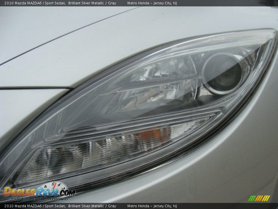 2010 Mazda MAZDA6 i Sport Sedan Brilliant Silver Metallic / Gray Photo #28