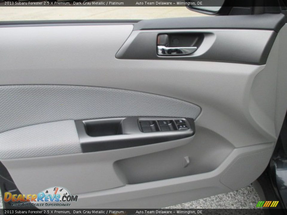 2013 Subaru Forester 2.5 X Premium Dark Gray Metallic / Platinum Photo #21