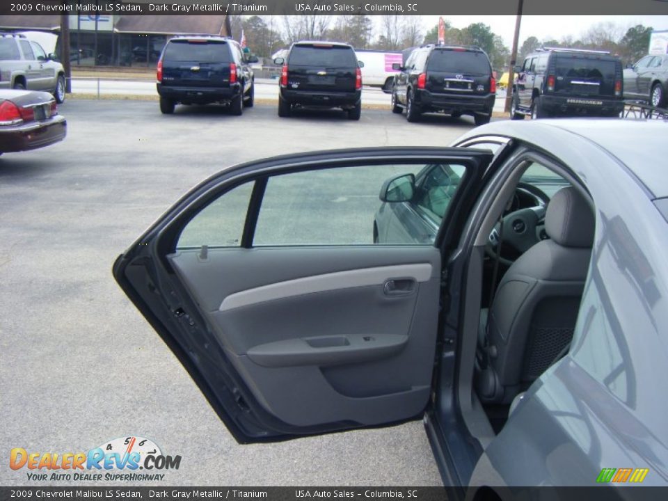 2009 Chevrolet Malibu LS Sedan Dark Gray Metallic / Titanium Photo #13