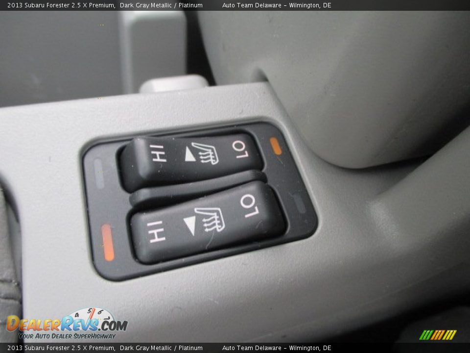 2013 Subaru Forester 2.5 X Premium Dark Gray Metallic / Platinum Photo #32