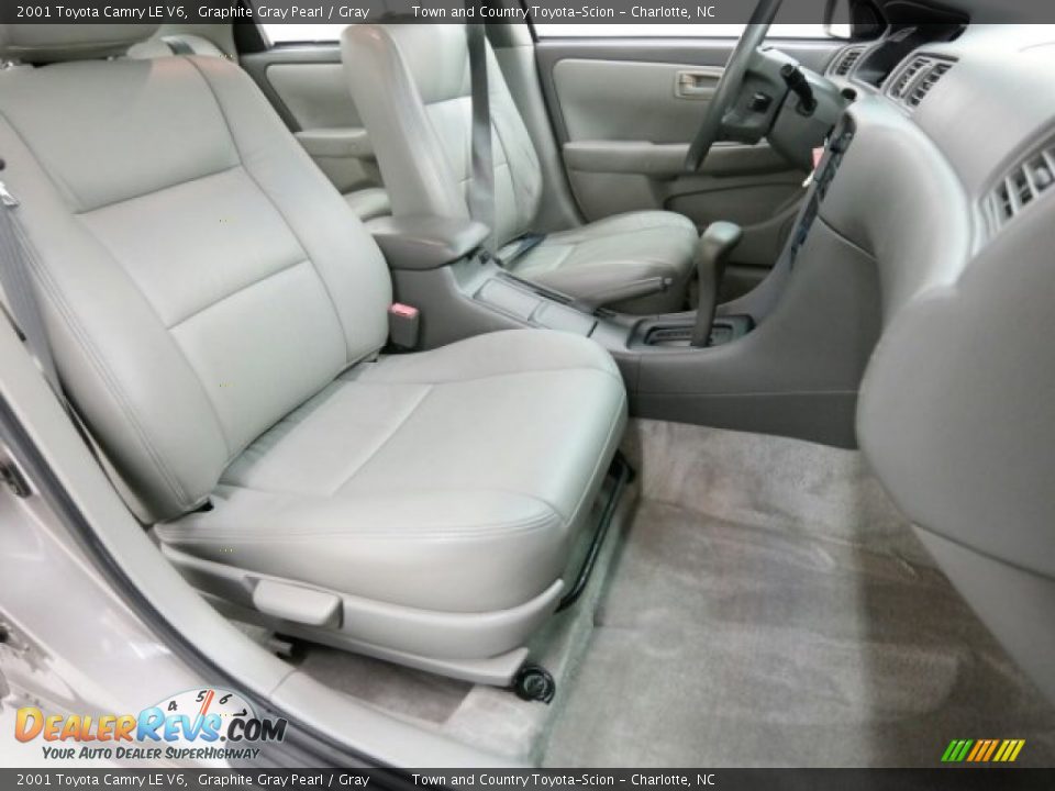 Front Seat of 2001 Toyota Camry LE V6 Photo #22