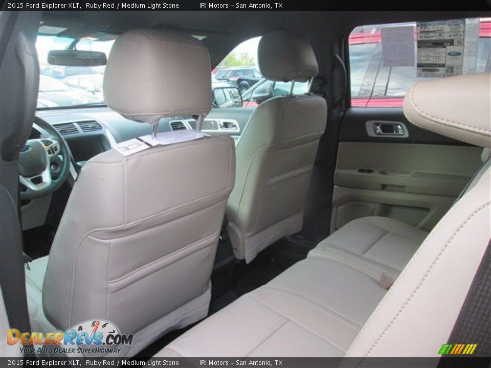 2015 Ford Explorer XLT Ruby Red / Medium Light Stone Photo #10
