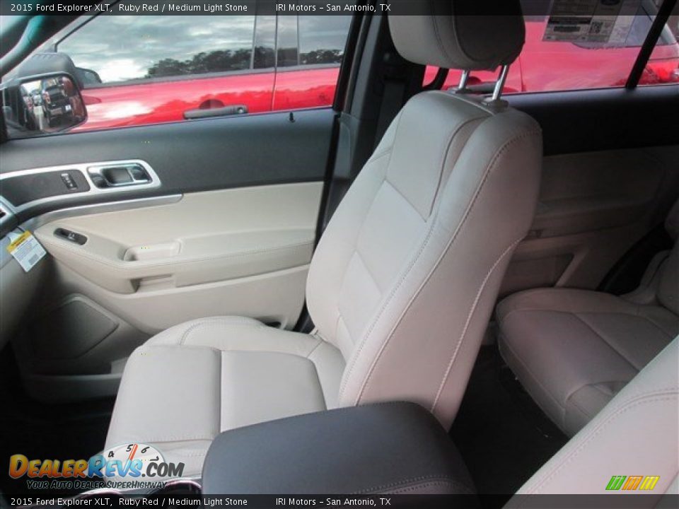 2015 Ford Explorer XLT Ruby Red / Medium Light Stone Photo #14