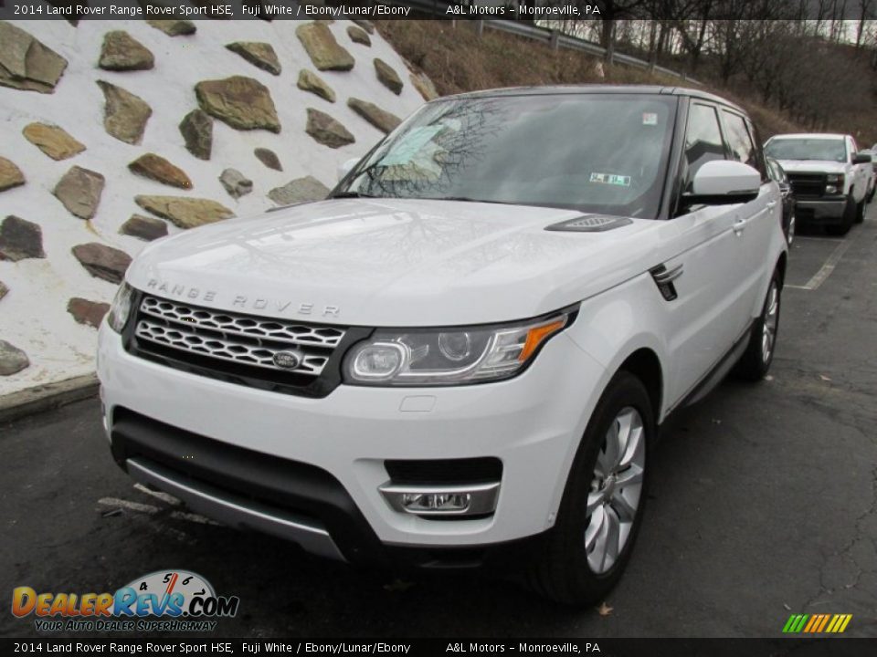 Front 3/4 View of 2014 Land Rover Range Rover Sport HSE Photo #9