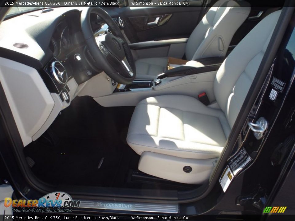 Front Seat of 2015 Mercedes-Benz GLK 350 Photo #7