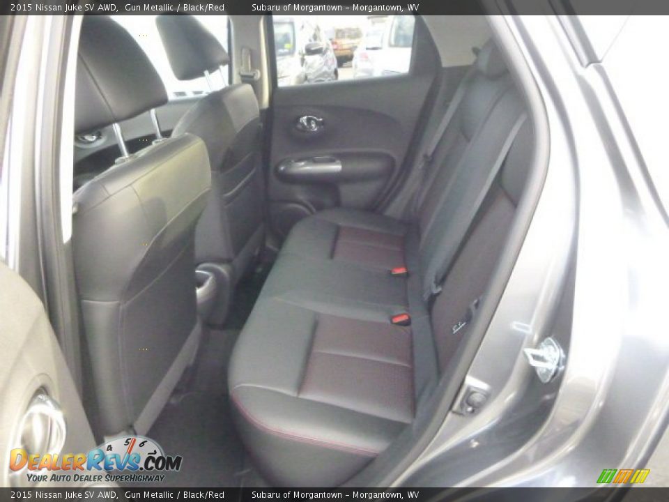 2015 Nissan Juke SV AWD Gun Metallic / Black/Red Photo #13