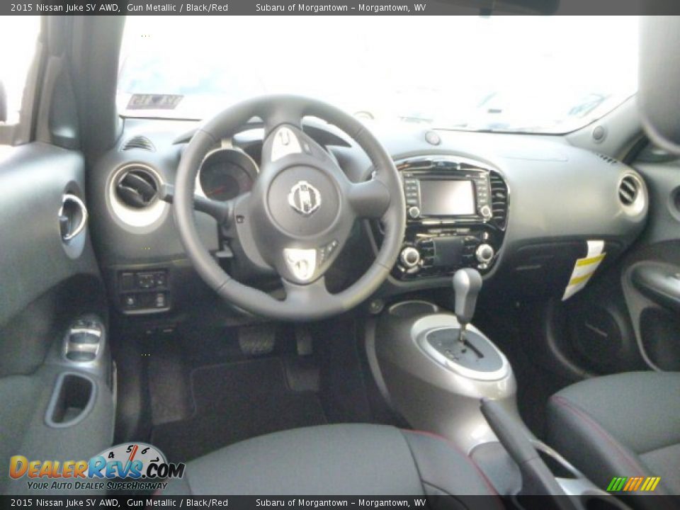 2015 Nissan Juke SV AWD Gun Metallic / Black/Red Photo #14