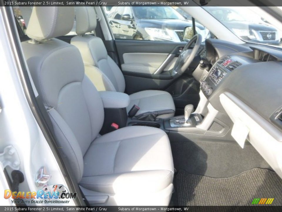 2015 Subaru Forester 2.5i Limited Satin White Pearl / Gray Photo #9