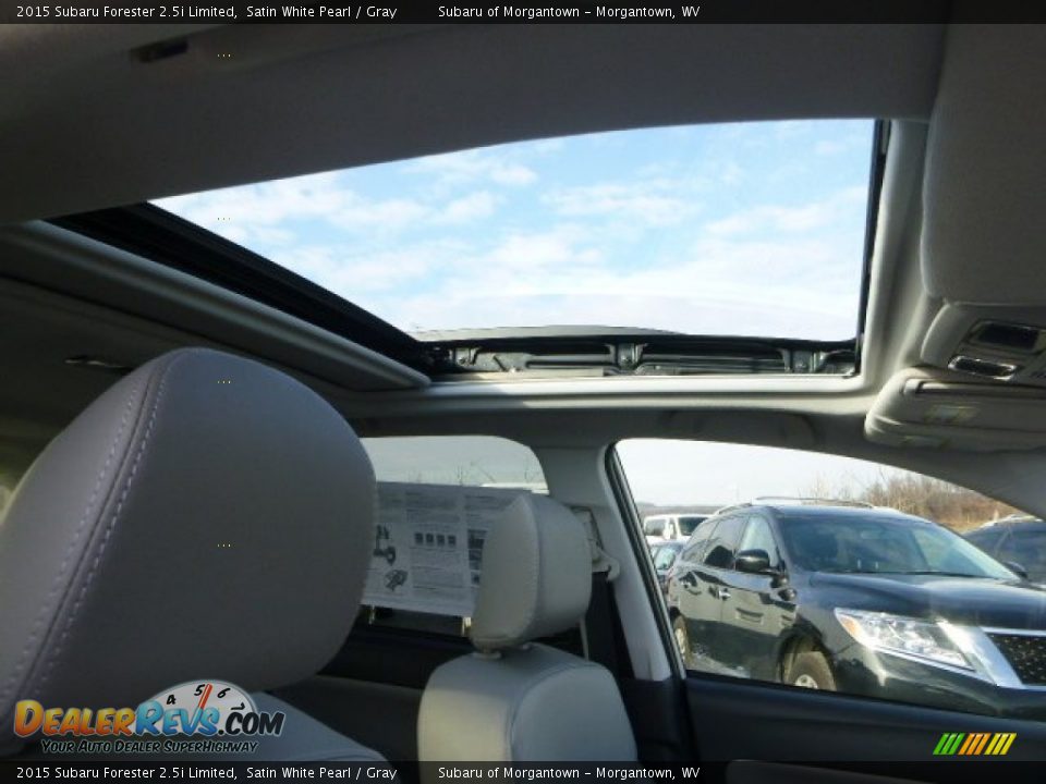 2015 Subaru Forester 2.5i Limited Satin White Pearl / Gray Photo #11