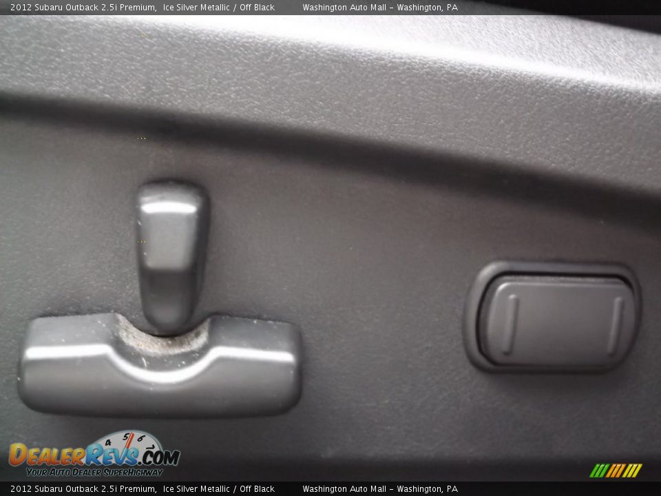 2012 Subaru Outback 2.5i Premium Ice Silver Metallic / Off Black Photo #13