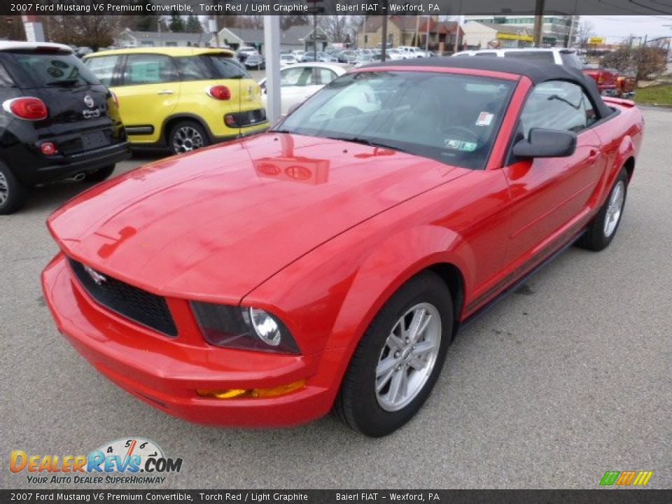 2007 Ford Mustang V6 Premium Convertible Torch Red / Light Graphite Photo #6