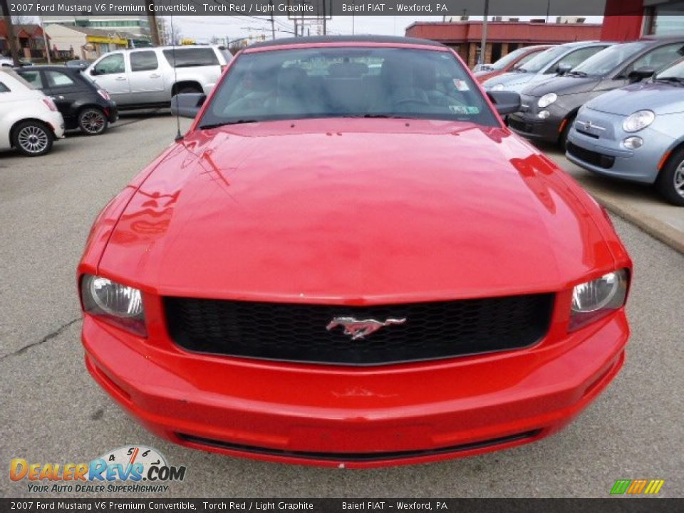 2007 Ford Mustang V6 Premium Convertible Torch Red / Light Graphite Photo #7